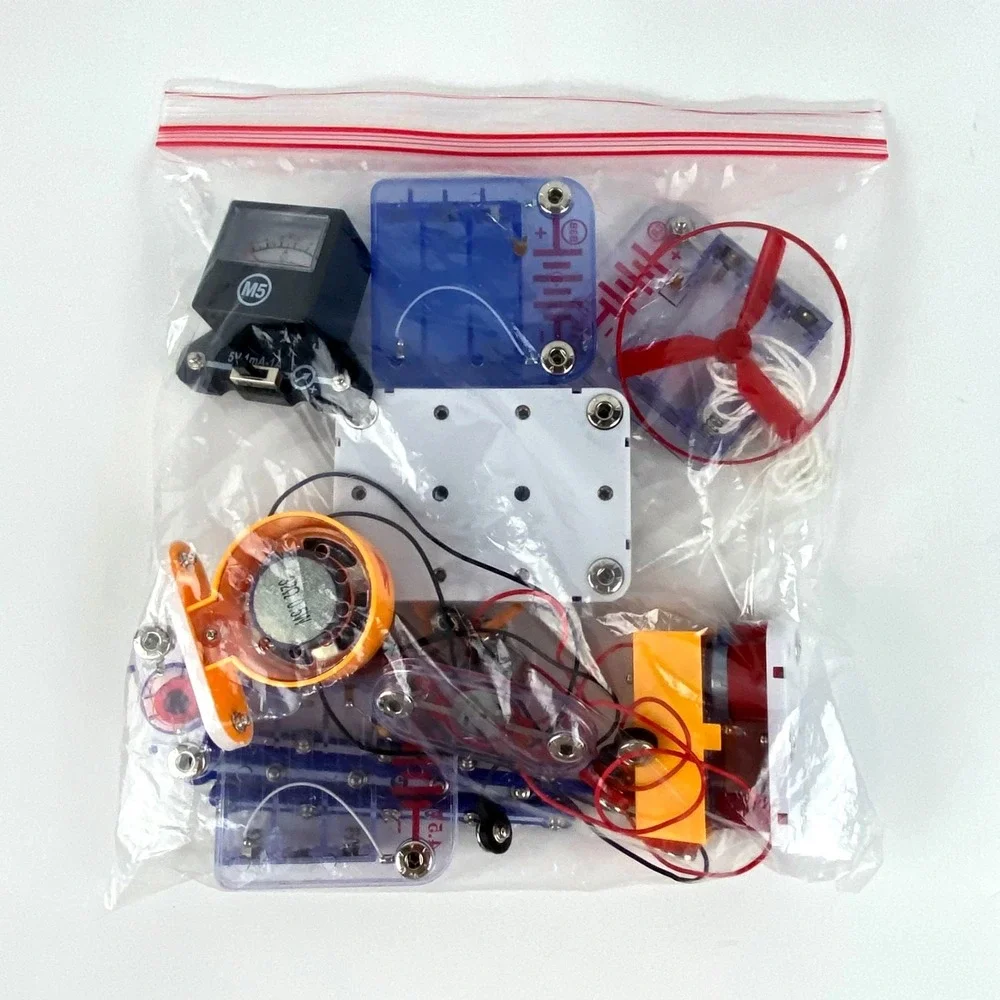 Elenco Snap Circuits Arcade Electronics Kit w/ Manual, Many Extra Pieces SCA-200
